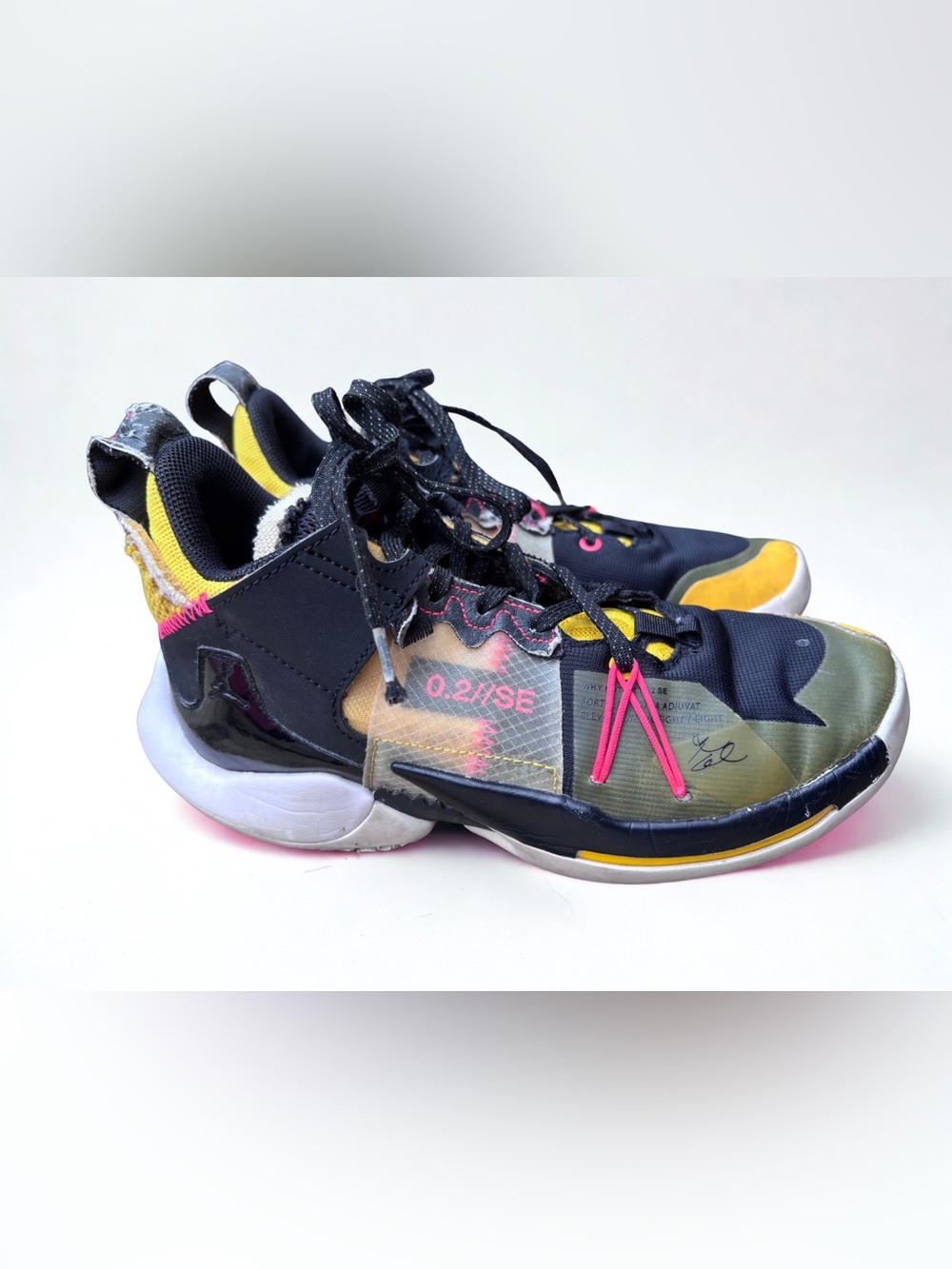 Nike Air Jordan Why Not Zer0.2 SE Youth size 4.5 sneakers